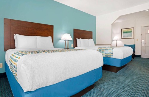 Pine Forest Hotel | Best Western Plus Blue Angel Inn