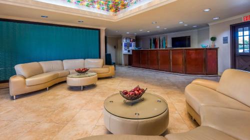 La Mesa Hotel | Best Western PLUS La Mesa San Diego