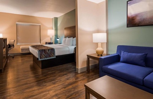 Barstow Hotel | Best Western Plus New Barstow Inn & Suites