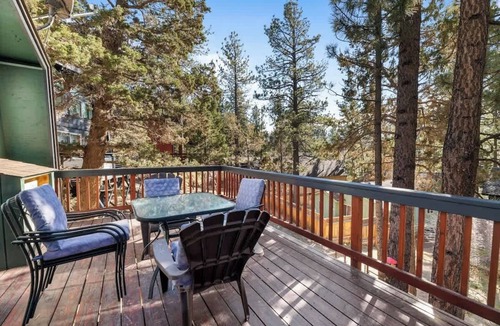 Big Bear Lake Cabin | Big Bear Cabin Escape W Deck BBQ Dogs Welcome