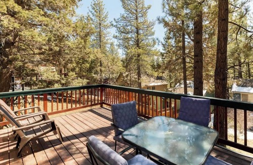 Big Bear Lake Cabin | Big Bear Cabin Escape W Deck BBQ Dogs Welcome