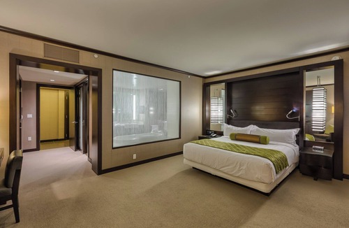 Las Vegas Strip Apartment | Biggest Penthouse at Vdara! 2 BR Stunning 270° Strip Views! Sleeps 7! 42nd Floor