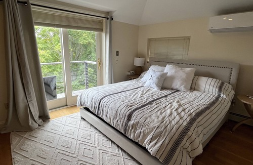 Blue Hill Condo | Blue Hill Village Condo
