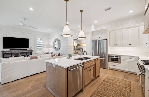 Gulfview Heights House | Blue Mountain Beach Retreat w/Private Pool, Bikes & 6-Seater LSV