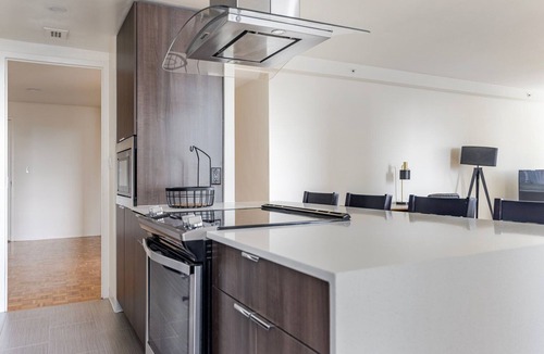 Prudential - St. Botolph Apartment | Blueground | Prudential, gym & w/d, nr library