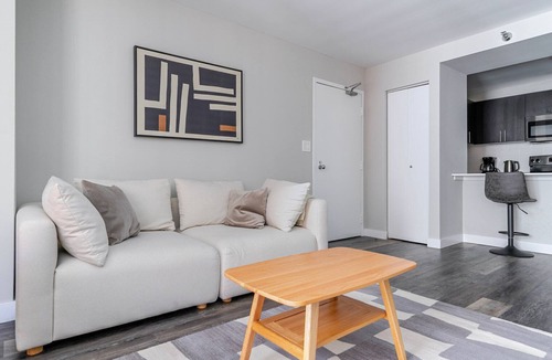 Rush and Division Apartment | Blueground | Rush & Division, rooftop, nr Lake Shore