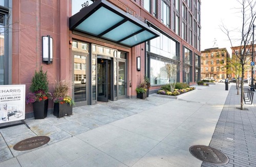 Shawmut Apartment | Blueground South End gym nr groceries shops BOS-1021