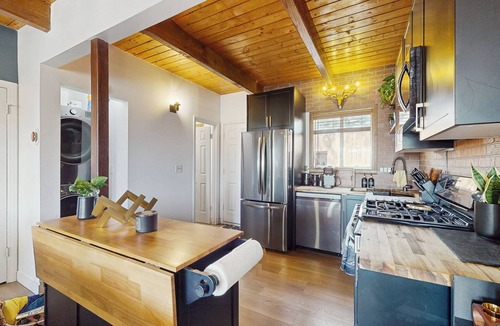 Arrowbear Lake Cottage | Boat, Hike, Fish! Summer Cabin Near Lake Arrowhead