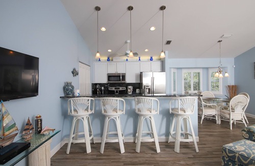 Cape Haze House | Boaters Paradise on Kettle Harbor