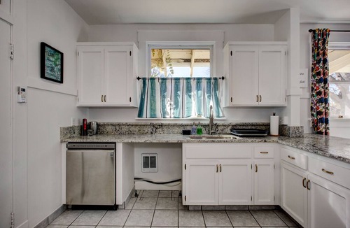North End Apartment | Boise-Downtown-historical-unique Arthouse 5
