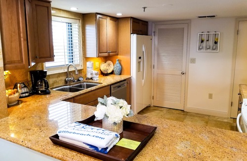 Destin Condo | "Breaker East 1106" 2BR/2BA Gulf Front, Reserved/Covered Parking, Beach Setup