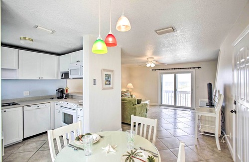 Fernandina Beach House | Bright Fernandina Beach Townhome: Walk to Ocean!