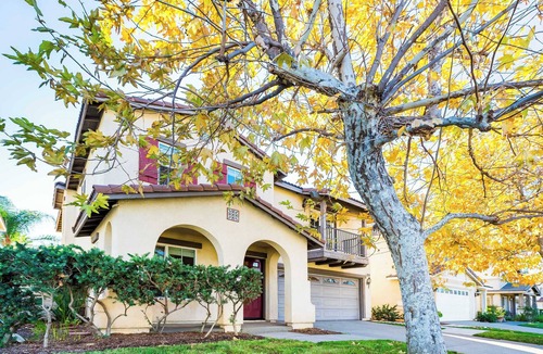 Fontana House | Bright & Roomy 4BR｜Fenced Yard｜Close to Park｜Flexible Stay Options#41327