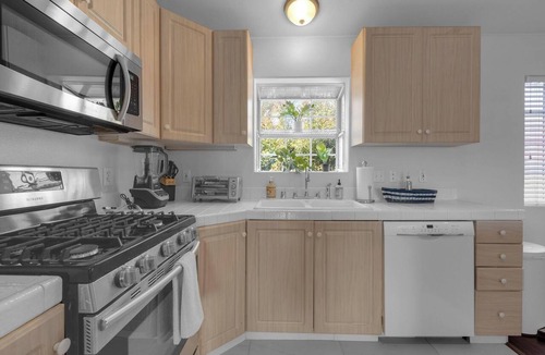 Hillcrest Condo | Bright, Spacious 2BD/2BA in the Heart of Hillcrest