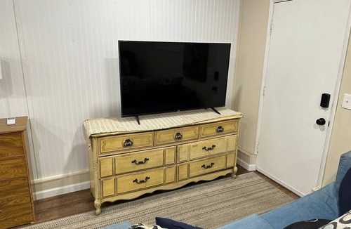 Riverside House | Business suit/Comfortable Getaway