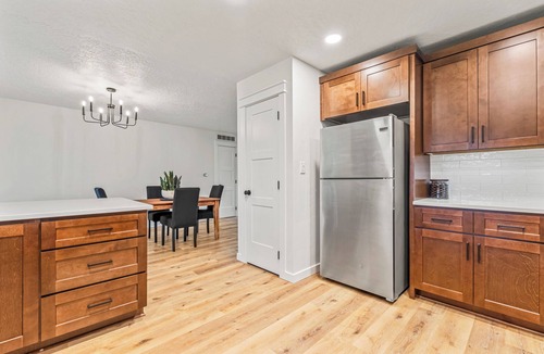 Caldwell House | Caldwell Home Adj. West Valley Medical C of I, Wine Trail, Rodeo & Golf