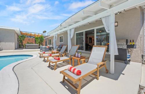 San Carlos House | California Dreamin Resort-Style Pool House
