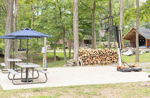 Centralia House | Campfire Cove Lakefront Cabin + 3 Camp Sites