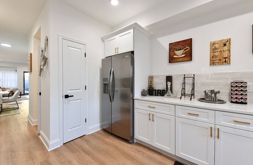 Canton House | Canton Rooftop Retreat+Chef’s Kitchen+Good Vibes