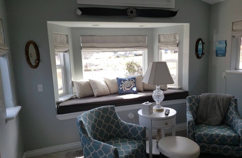 Homer Cottage | CAPTAINS QUARTERS - CASTAWAYnNEW CONSTRUCTION SPACIOUS SUNNY MIDTOWN