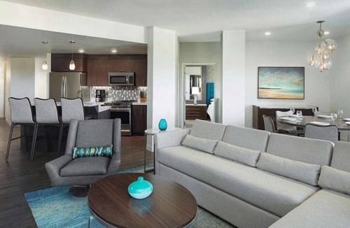 Carlsbad Condo | Carlsbad | Family Beach Retreat | Pool + Ocean | 2BR