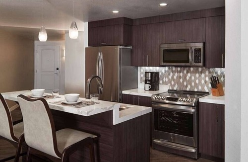 Carlsbad Condo | Carlsbad | Family Beach Retreat | Pool + Ocean | 2BR