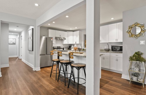 Long Beach House | Carroll’s Difference- Rare find
