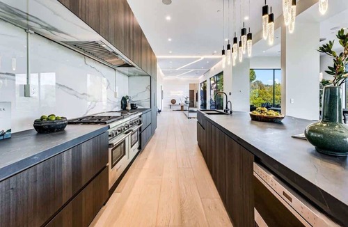 Malibu Villa | Casa Adriana by Oraklus