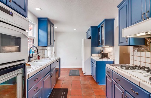 Old Town House | Casa Mariposa | Charming Old Town Home +Hot Tub