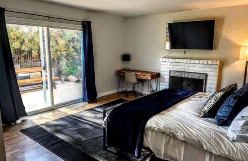 Escondido House | Casa Tranquila - Lovely 5-bedroom house, Mountain views in charming Escondido