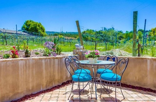 Escondido Cottage | Casita in the Vineyard. Privacy & Beauty combine.