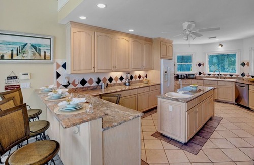 Sugarloaf Key House | *CASSIE’S PARADISE @ SUGARLOAF SHORES* Waterfront Mansion & Pool + LAST KEY SE