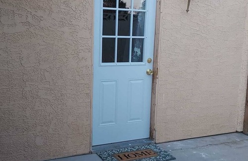 North Las Vegas House | Charming 1-bedroom independent room with AC and WiFi in North Las Vegas