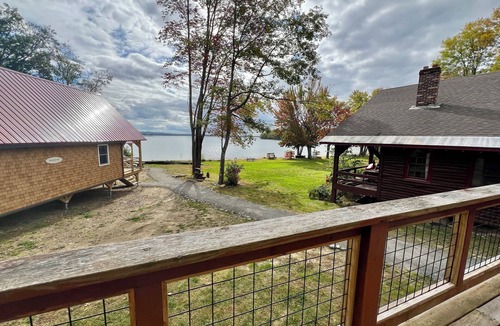 Hartland House | Charming 3-bedroom house with AC, WiFi in lovely Hartland
