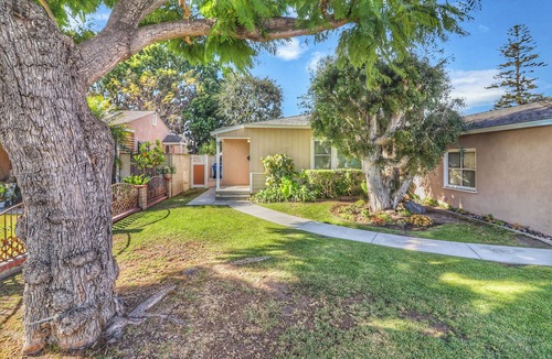 Westminster House | Charming 3-bedroom house with WiFi and AC in serene Midway City