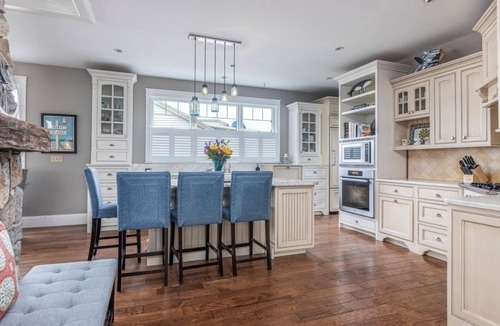 Pine Point House | Charming 3-bedroom house steps to Pine Point Beach with backyard oasis