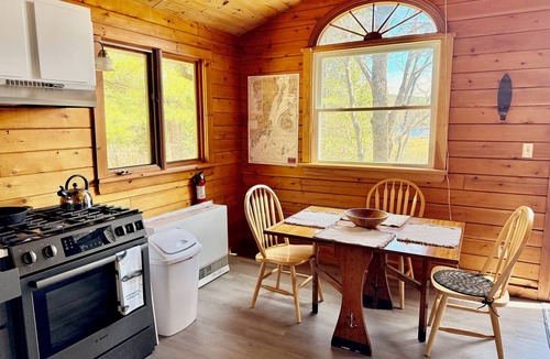 Seal Cove Cabin | Charming cabin in phenomenal Seal Cove ME