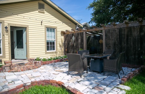 Downtown Cottage | Charming Cottage, downtown to beaches, private