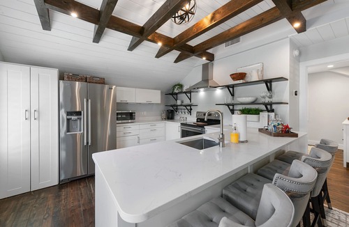 Sawgrass Cottage | Charming Guest Cottage with Private Beach Access!