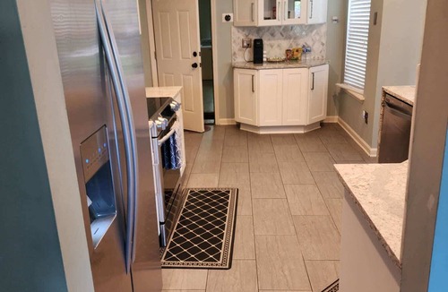 Sandalwood House | Charming House w/Hot Tub & Free PPV near Mayo Clinic
