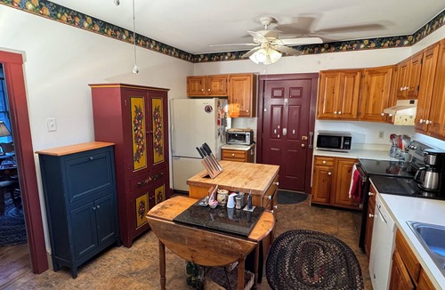Camden House | Charming Rockport, Maine 3BR – Walk to Picturesque Harbor & Downtown