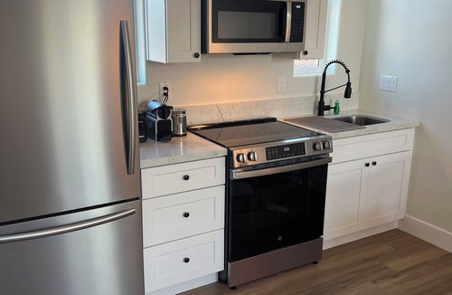 Carlsbad Apartment | Charming studio in awesome Carlsbad with WiFi, AC