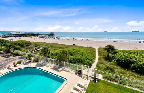 Avon By The Sea Apartment | Chateau by the Sea - Cocoa Beach Oceanfront Penthouses with Rooftop Deck next to the Pier