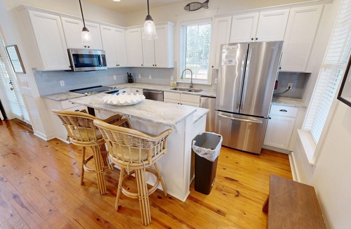 Laurel Grove House | Cindie's Song 3 Bedroom Home