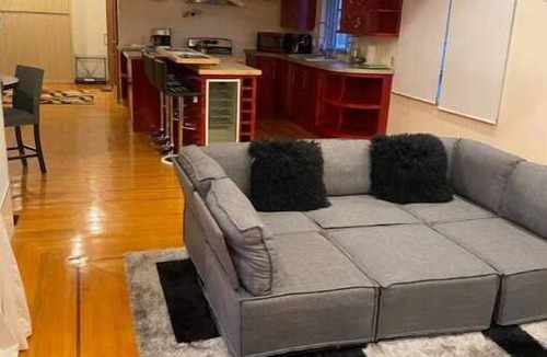 Ladera Heights House | Citrus Ave Getaway back house