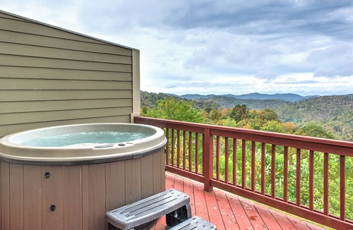 Wolf Laurel House | Cloud Dancer | Spacious retreat with amazing views & hot tub