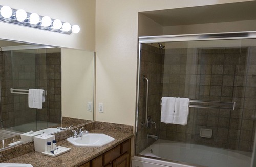 Las Vegas Resort | Club de Soleil 2 BDR/2 Bath Resort Condo 3 Beds, Sleeps 6