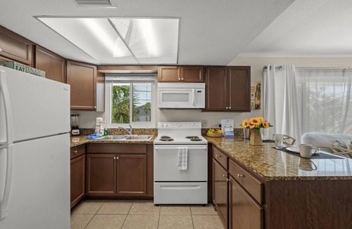 Siesta Key Condo | Coastal Breeze Siesta - Turtle