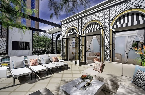 Las Vegas Strip House | Comfort and Convenience! 3 Relaxing Units, Parking Onsite, Outdoor Pool