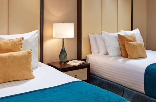 Village of La Jolla Hotel | Comfort and Convenience! Four Spacious Units, Near Children's Pool Beach